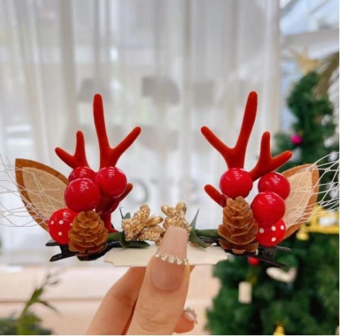 (🎅EARLY CHRISTMAS SALE - 49% OFF) Reindeer Christmas Hair Clips